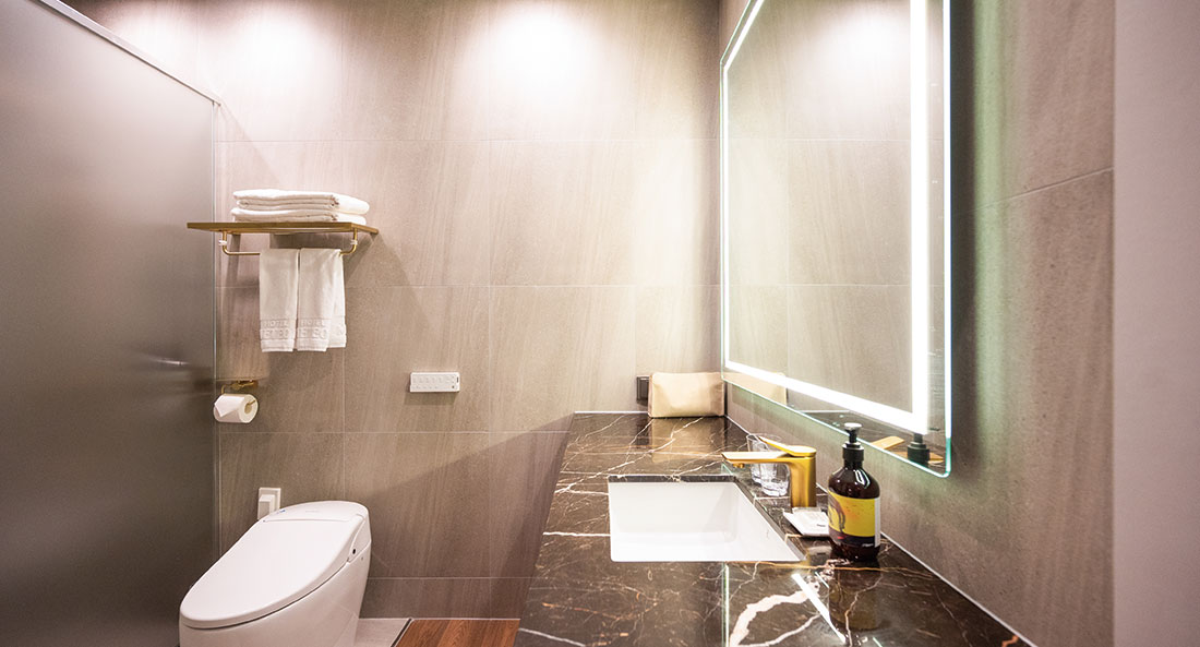 Royal Suite Bath